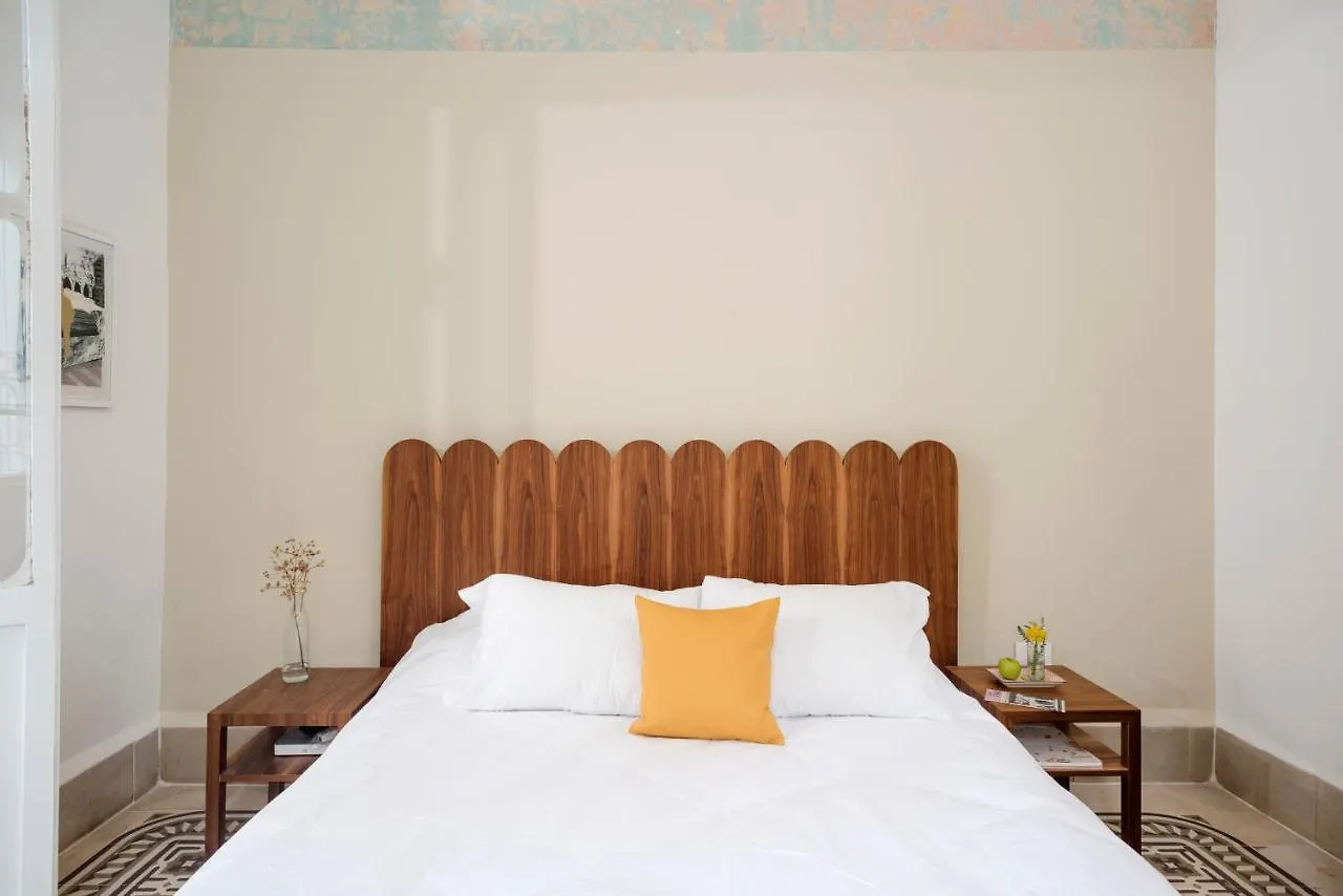 Gemmayzeh Traditional Apartments 베이루트