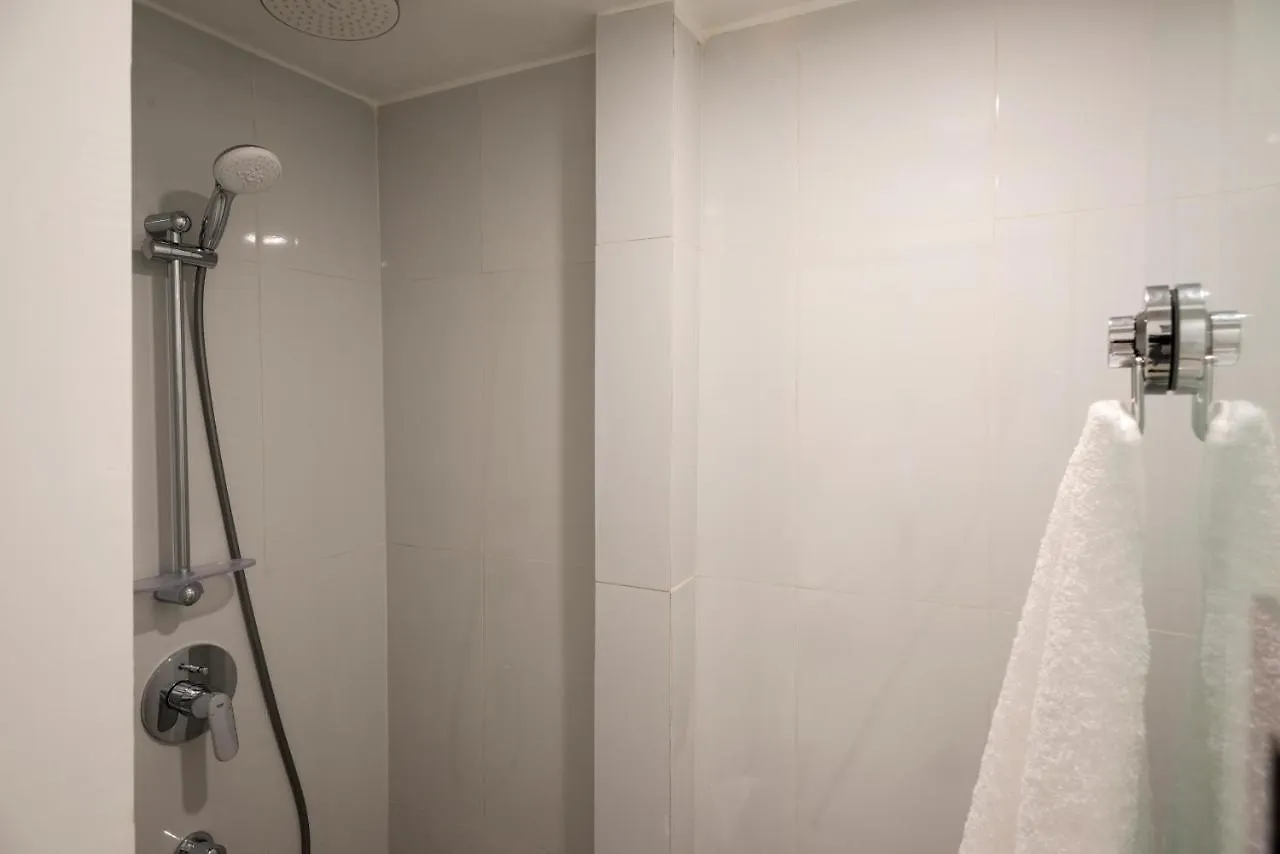 Gemmayzeh Traditional Apartments 베이루트