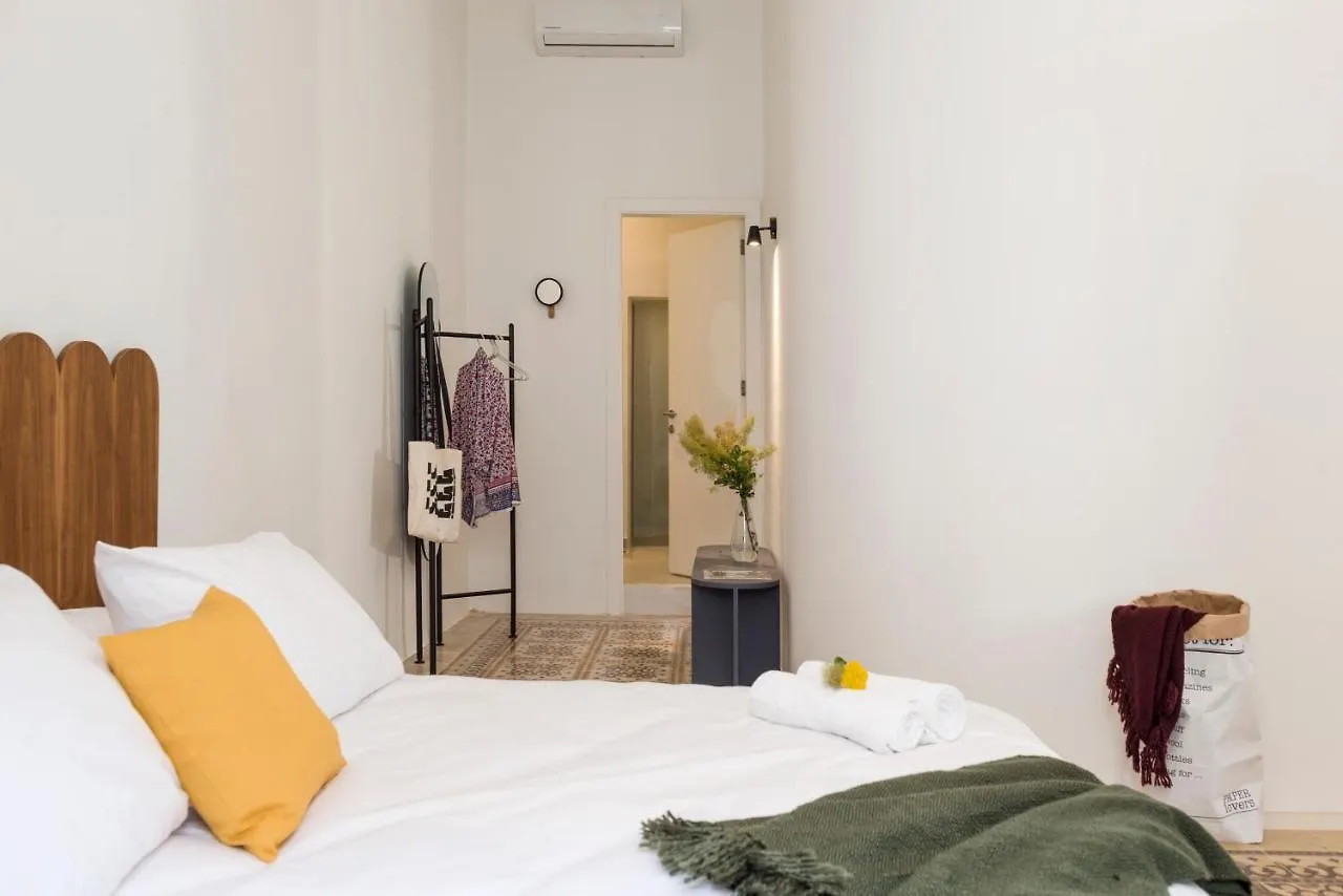 Gemmayzeh Traditional Apartments 베이루트 0*,  레바논