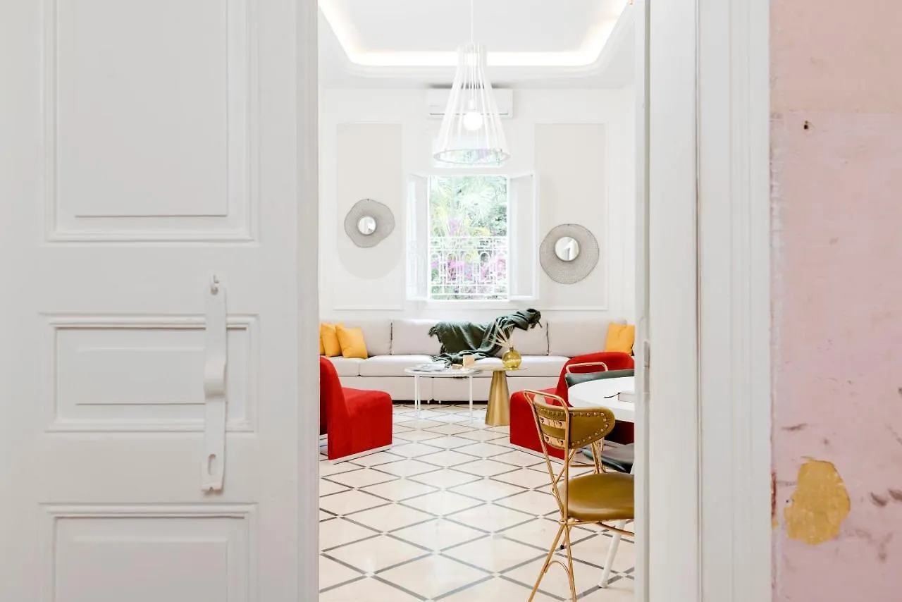 Gemmayzeh Traditional Apartments 베이루트